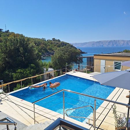 Отель Boora Glamp Experience & Heated Infinity Pool Сень Экстерьер фото